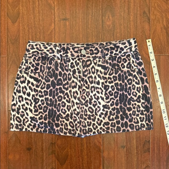 PacSun Wild Animal Print Mini Skirt - Picture 5 of 5